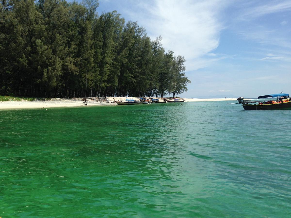 Art Garden Hotel เกาะหลีเป๊ะ ภายนอก รูปภาพ